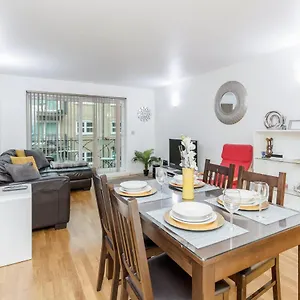  Apartment Larger Groups-london Excel -o2-canarywharf United Kingdom