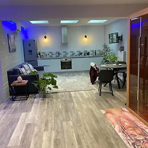  Apartment Terry's Yard, Southville, United Kingdom
