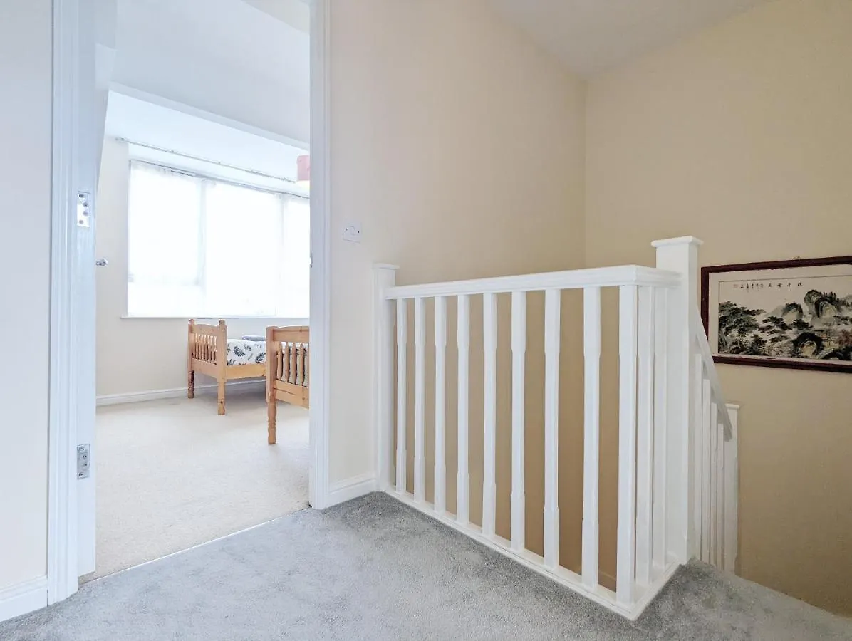 Guest Rooms Near City Centre & Dock Free Parking Liverpool Holiday home