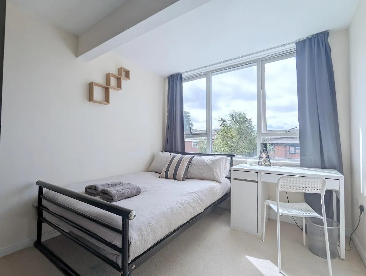 Guest Rooms Near City Centre & Dock Free Parking Liverpool United Kingdom