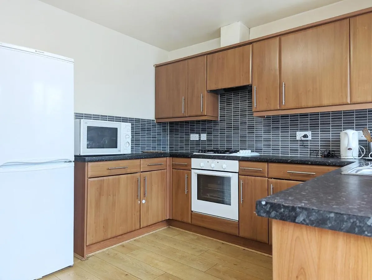 Guest Rooms Near City Centre & Dock Free Parking Liverpool Holiday home