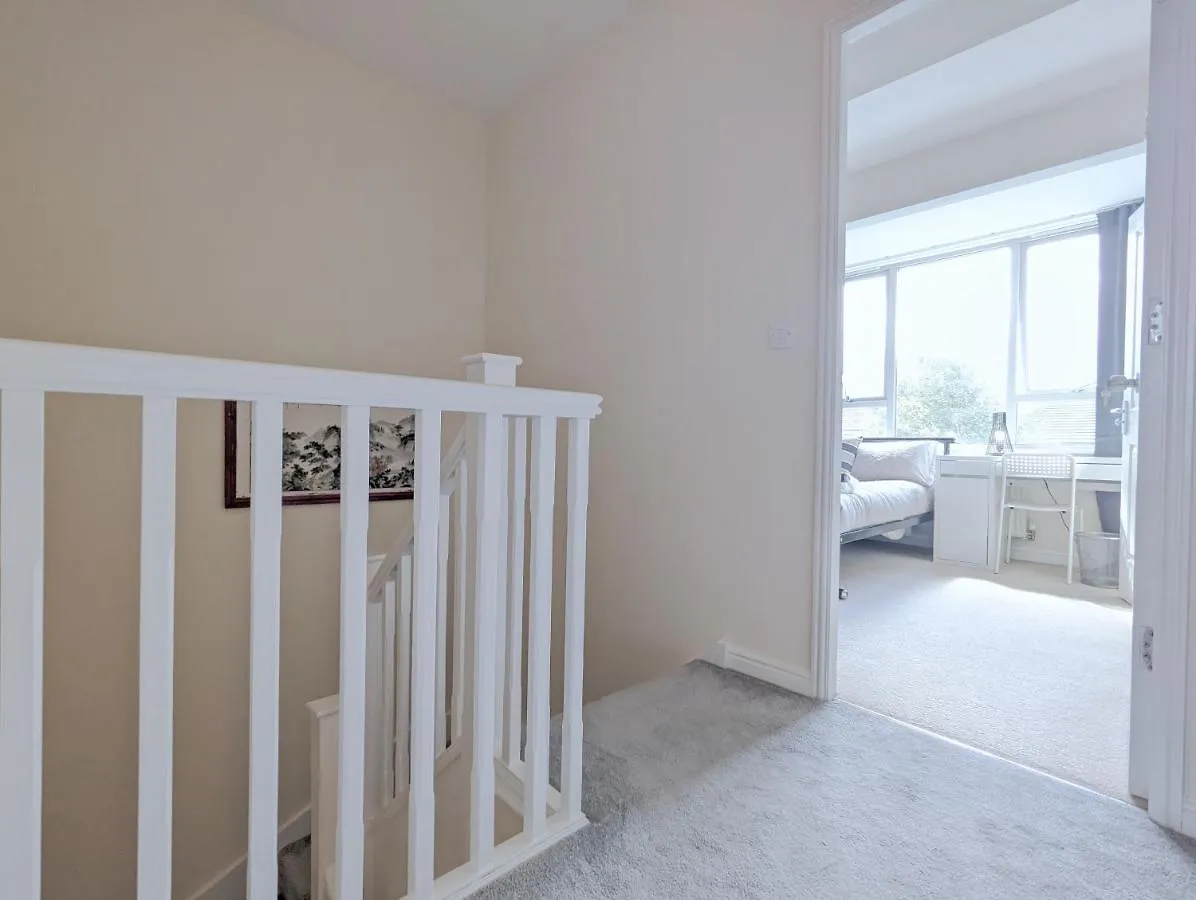 Guest Rooms Near City Centre & Dock Free Parking Liverpool